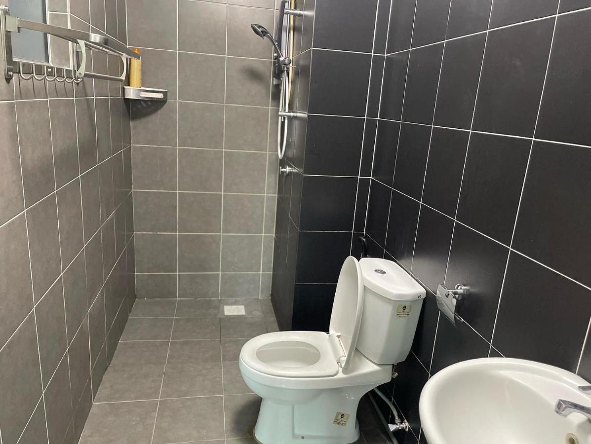 Rantissi Homestay The Zizz Damansara North Petaling Jaya Dış mekan fotoğraf